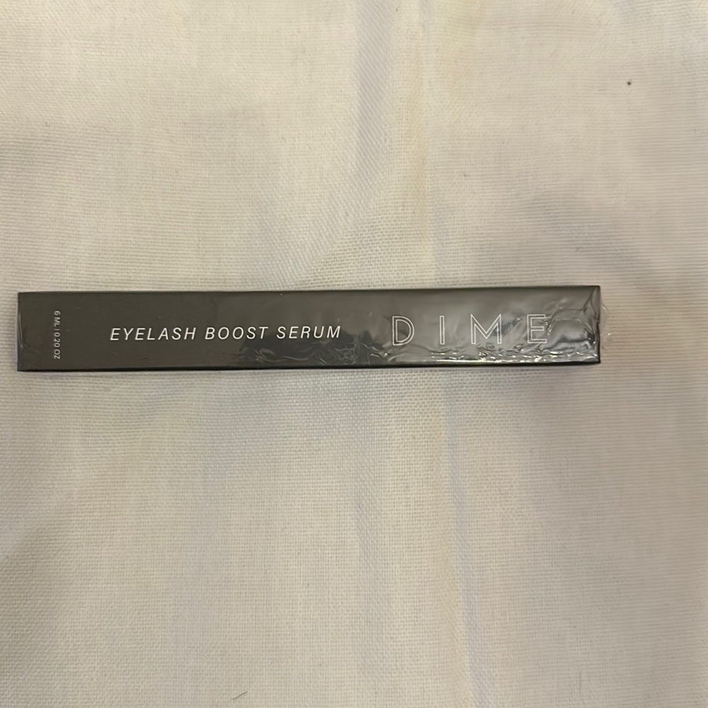 Dime eyelash serum